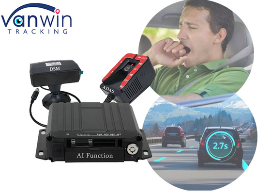 4 kanały 1080P Pojazd GPS 4G WIFI AI BSD DSM ADAS MDVR dla autobusu