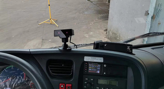 4 kanały 1080P Pojazd GPS 4G WIFI AI BSD DSM ADAS MDVR dla autobusu