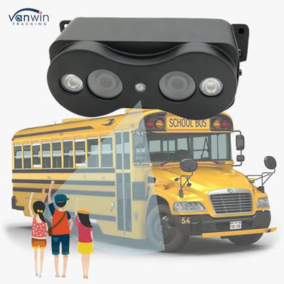 Dwuodrzwiowy system liczenia pasażerów w autobusach z dokładnością 95%
